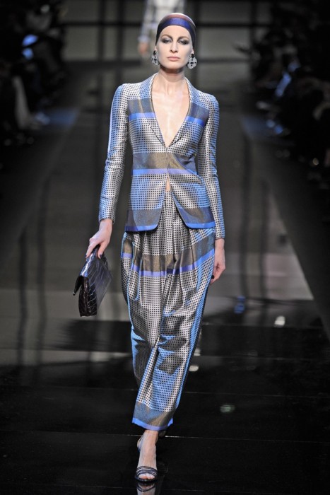 armani11-467×700