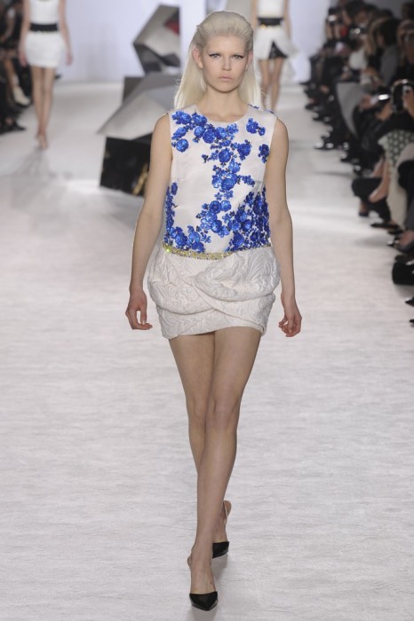 g-valli-0021-466×700