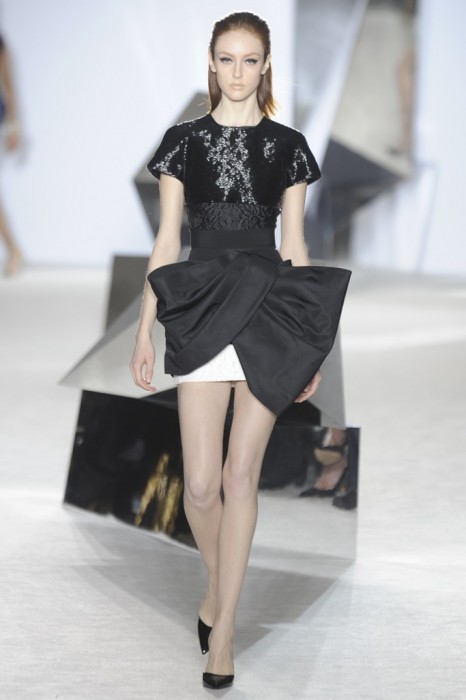 g-valli-0121-466×700