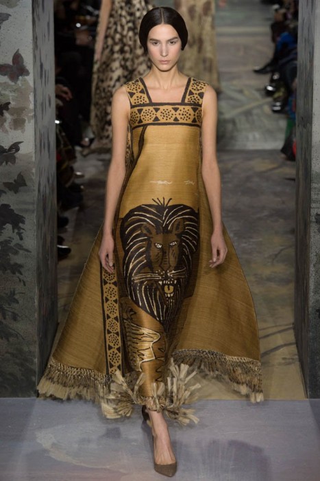 valentino-haute-couture-spring-2014-show20-467×700